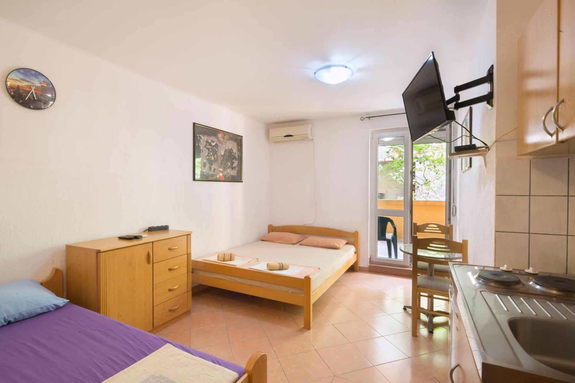 Antic Apartment Budva