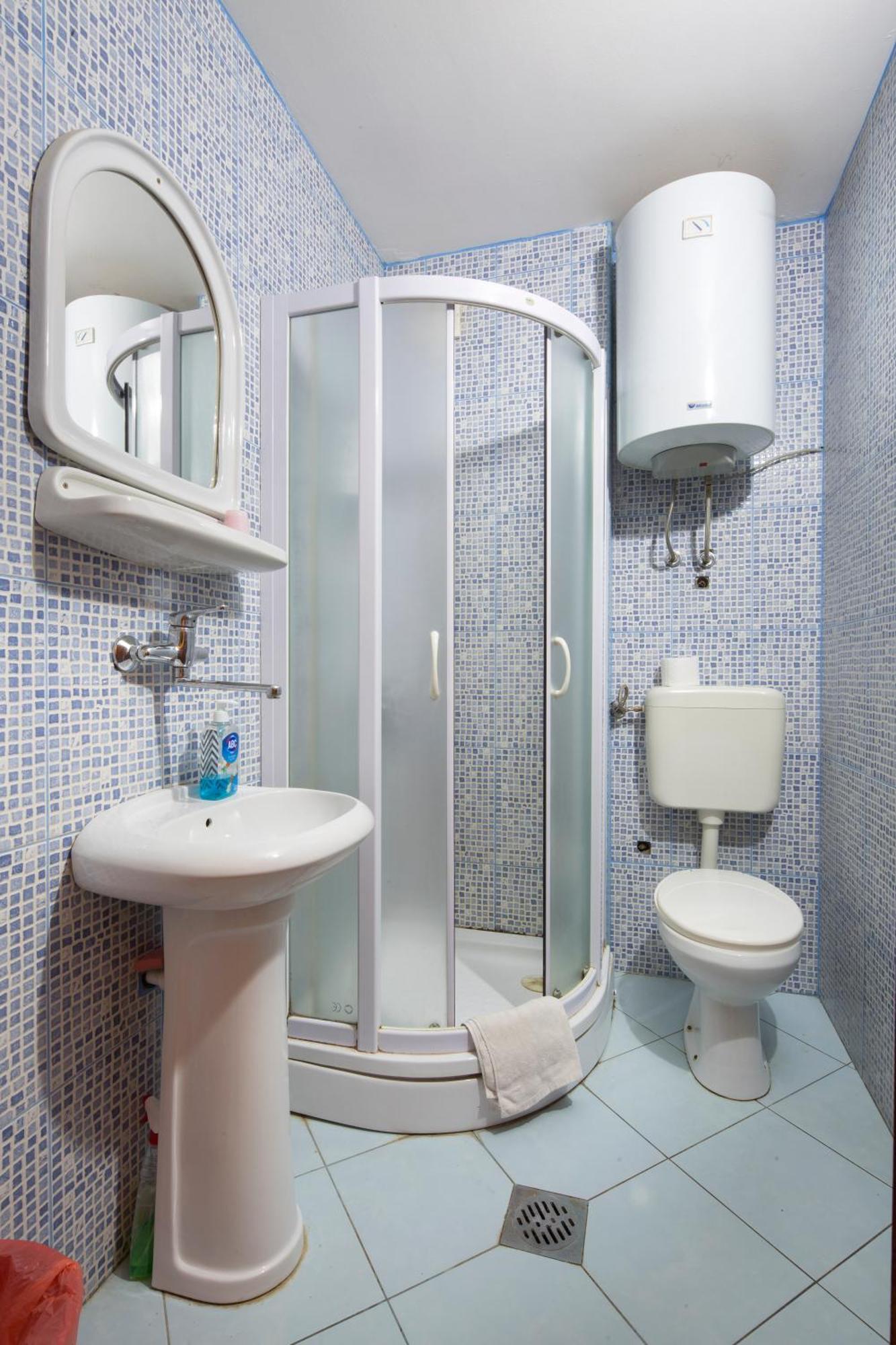 Antic Apartment *